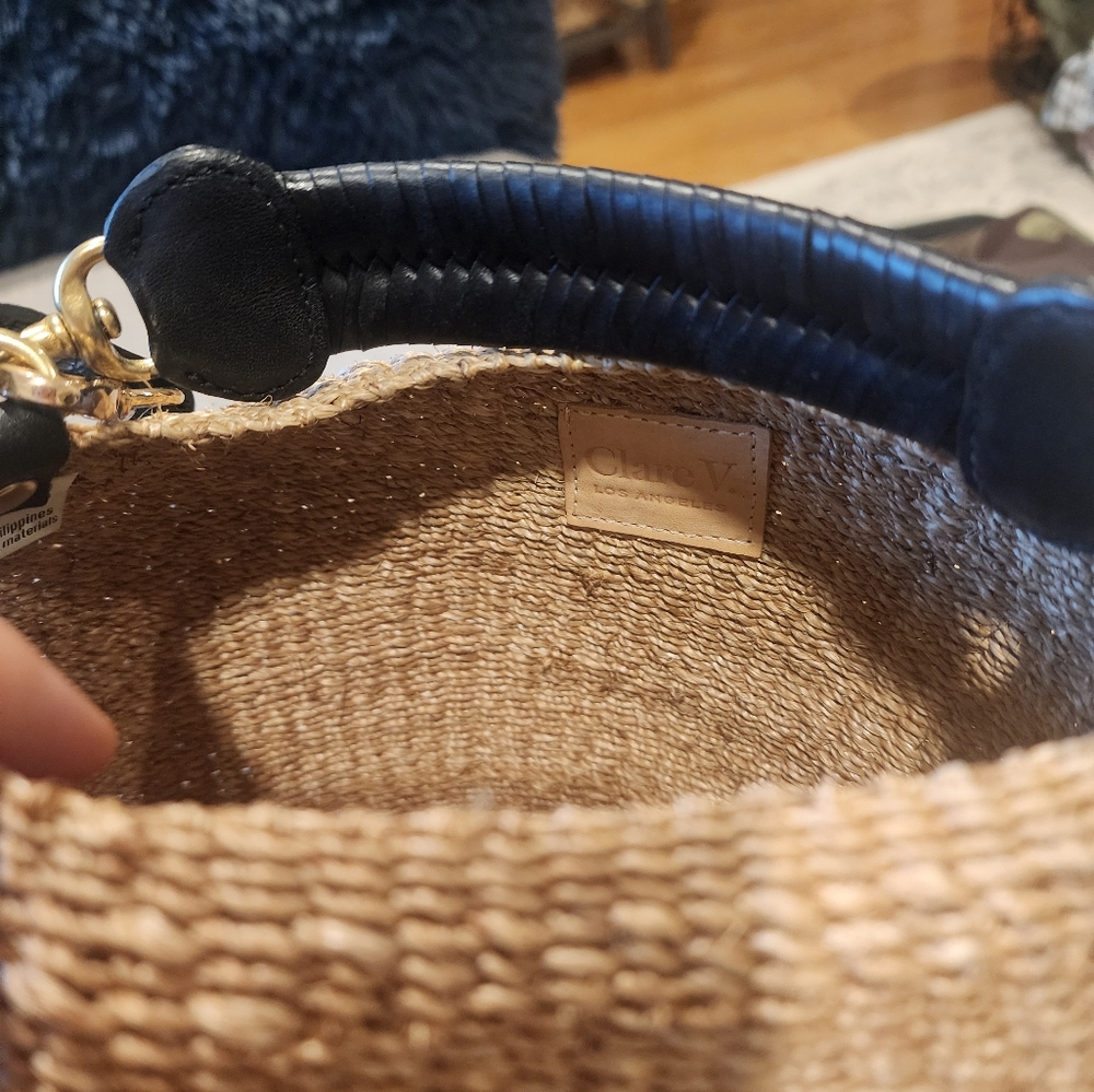 Clare V Natural Woven Raffia Crossbody with Black Leather Handle & Gold Hardware - Picture 5 of 12